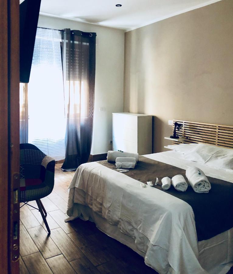 Napoli Central Station Deluxe Bed & Breakfast Exterior photo